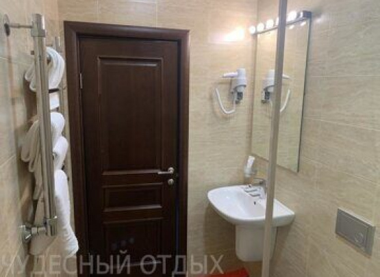 Слон, Отель,  п. Лазаревское 2